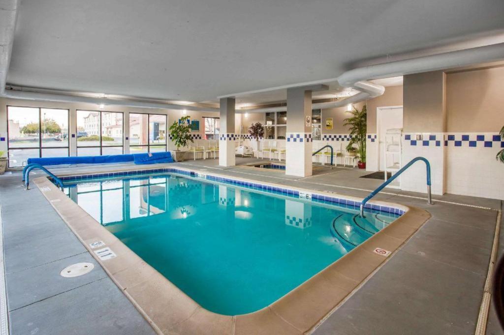 Comfort Inn & Suites Фрута Екстер'єр фото