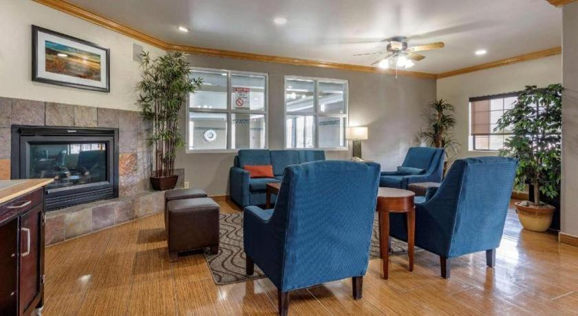 Comfort Inn & Suites Фрута Екстер'єр фото