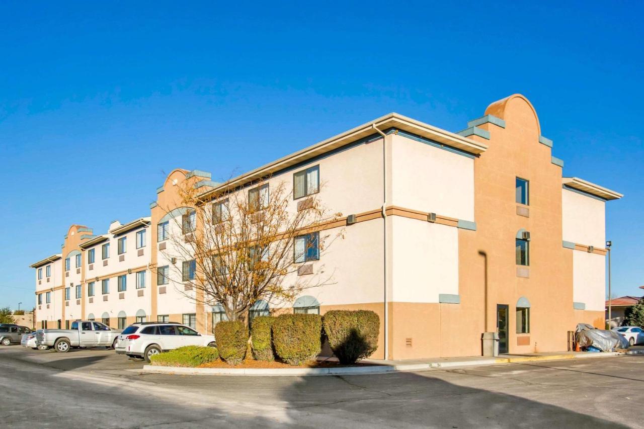 Comfort Inn & Suites Фрута Екстер'єр фото